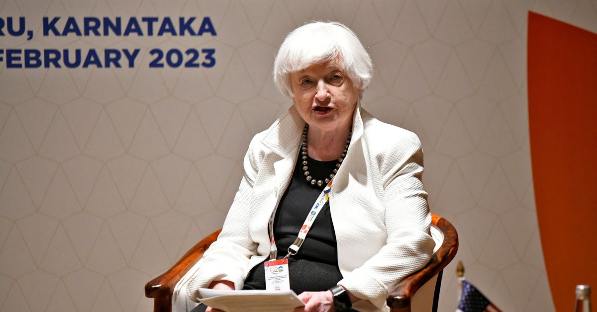 Yellen dice que la lucha contra la inflación de EE. UU. 'no es una línea recta' después de los datos de aumento de precios