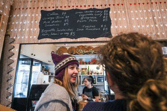 Pide comida por cinco: el tablero de especialidades en el Heart of Carlton.