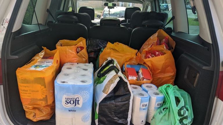 Se han establecido puntos de entrega de donaciones en RAF Coningsby.  Foto: Destiny Outreach Coningsby