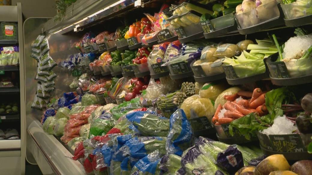 Haga clic para reproducir el video: '¿Inflación de los supermercados o 'codicia'?'