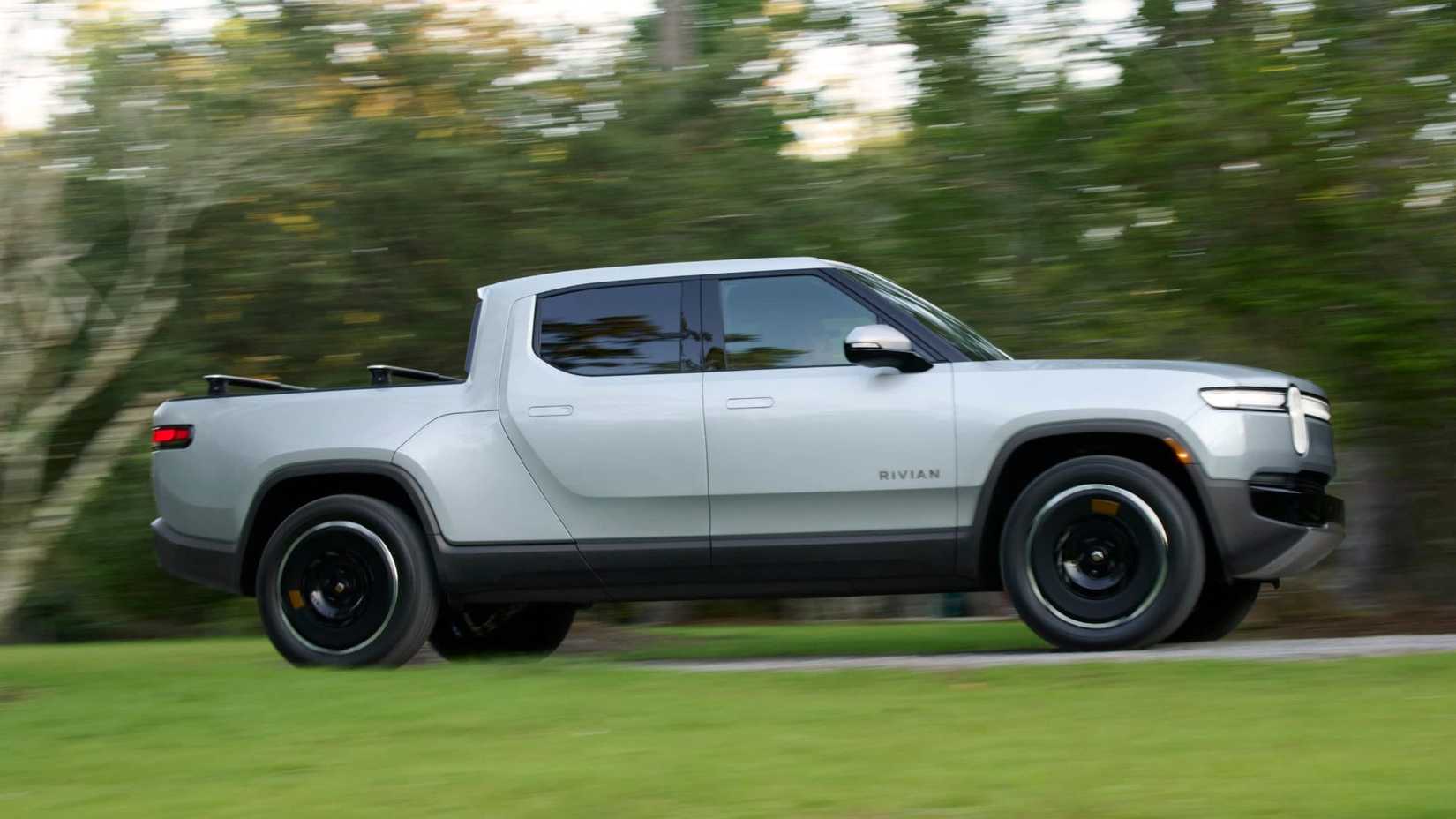 2025 rivian r1t cerca