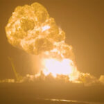 Flight 10 Starpe Stage (Barco 36) explota cuando la preparación para la prueba de incendio estático en Starbase, Texas, el 18 de junio de 2025.