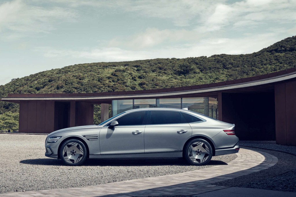 Silver 2025 Genesis Electric G80