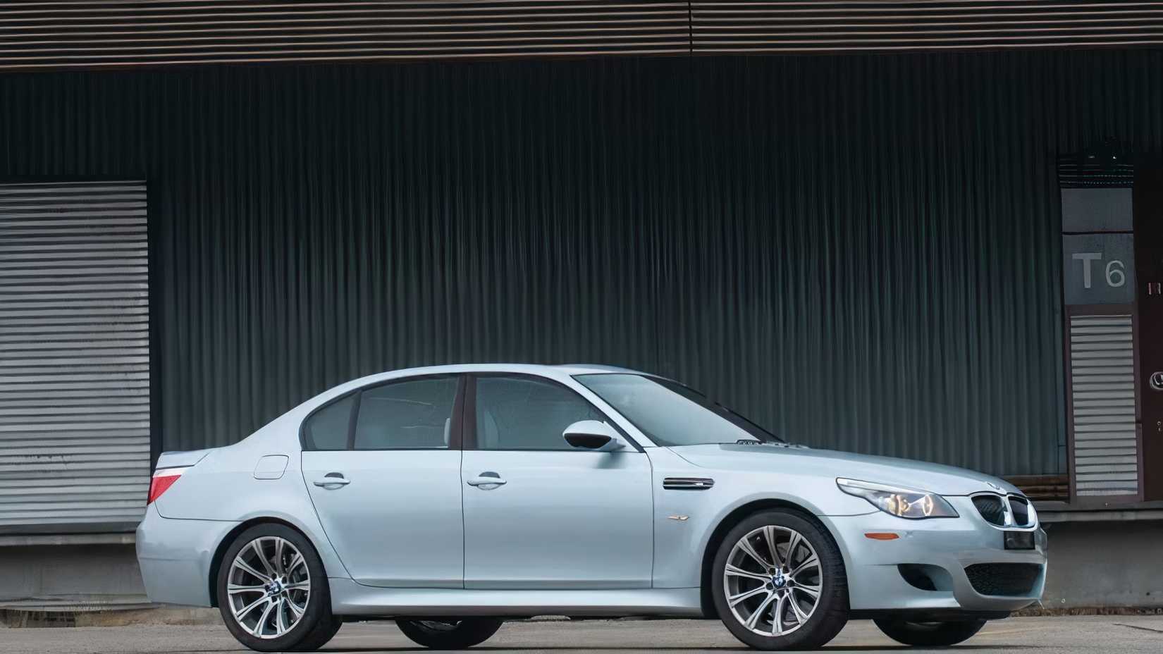 Disparo de BMW M5 2010