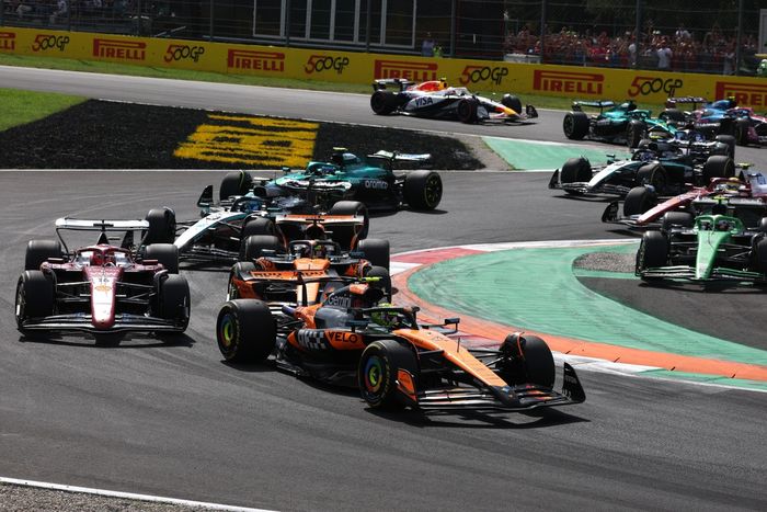 Charles Lakrk, Ferrari, Lando Norris, McLaren, Oscar Flystri, McLaren