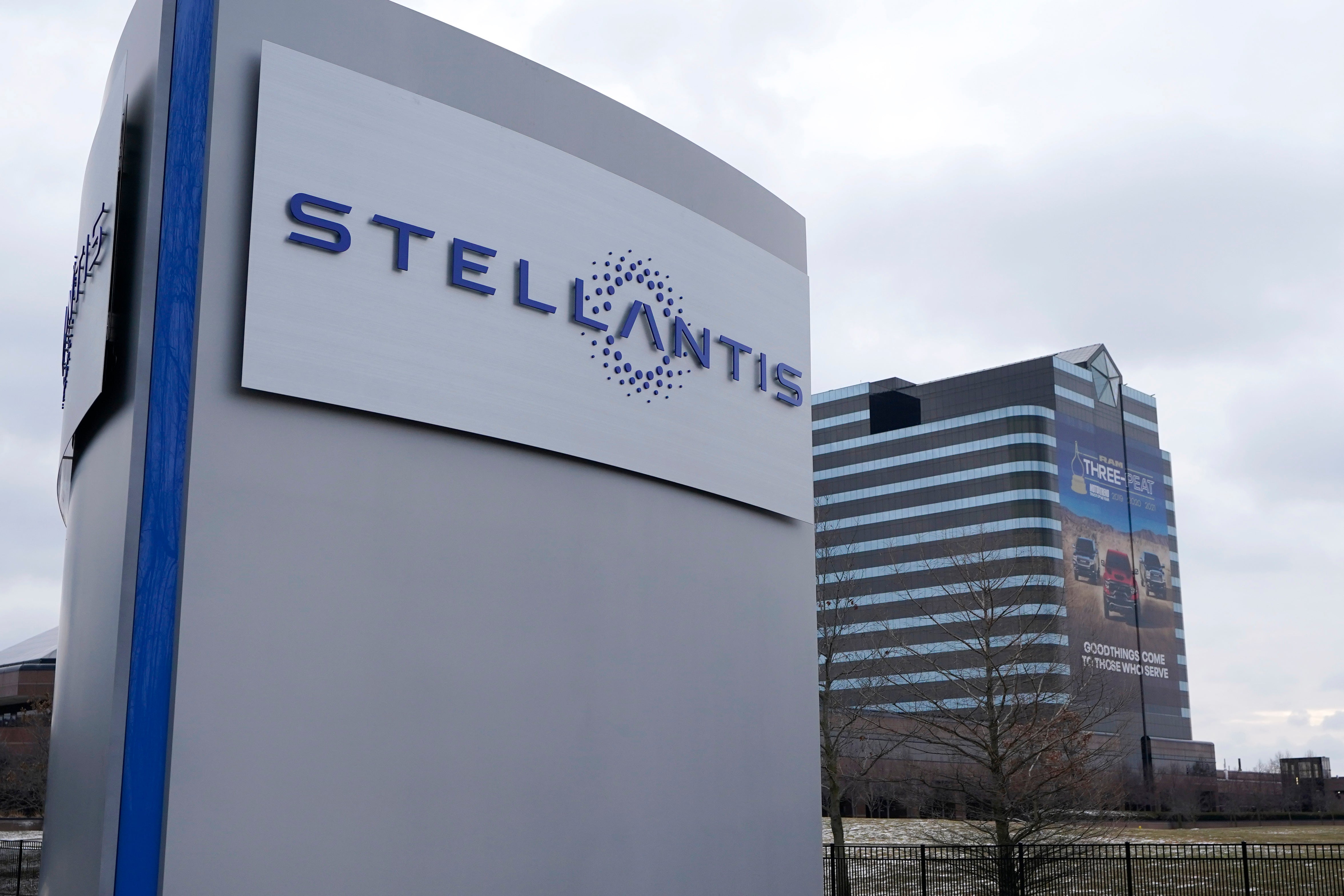 Los jefes de importantes empresas, incluidas General Motors, Ford, Tesla y Stellantis, han sido invitados a comparecer ante el panel el 14 de enero.