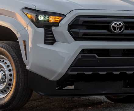 2024 Toyota_Tacoma_SR
