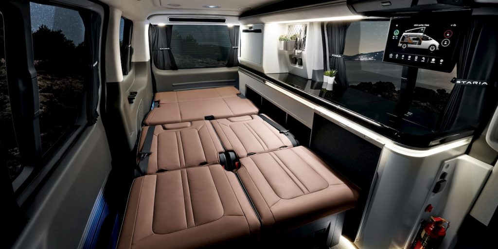 Hyundai-EV-camper-Staria
