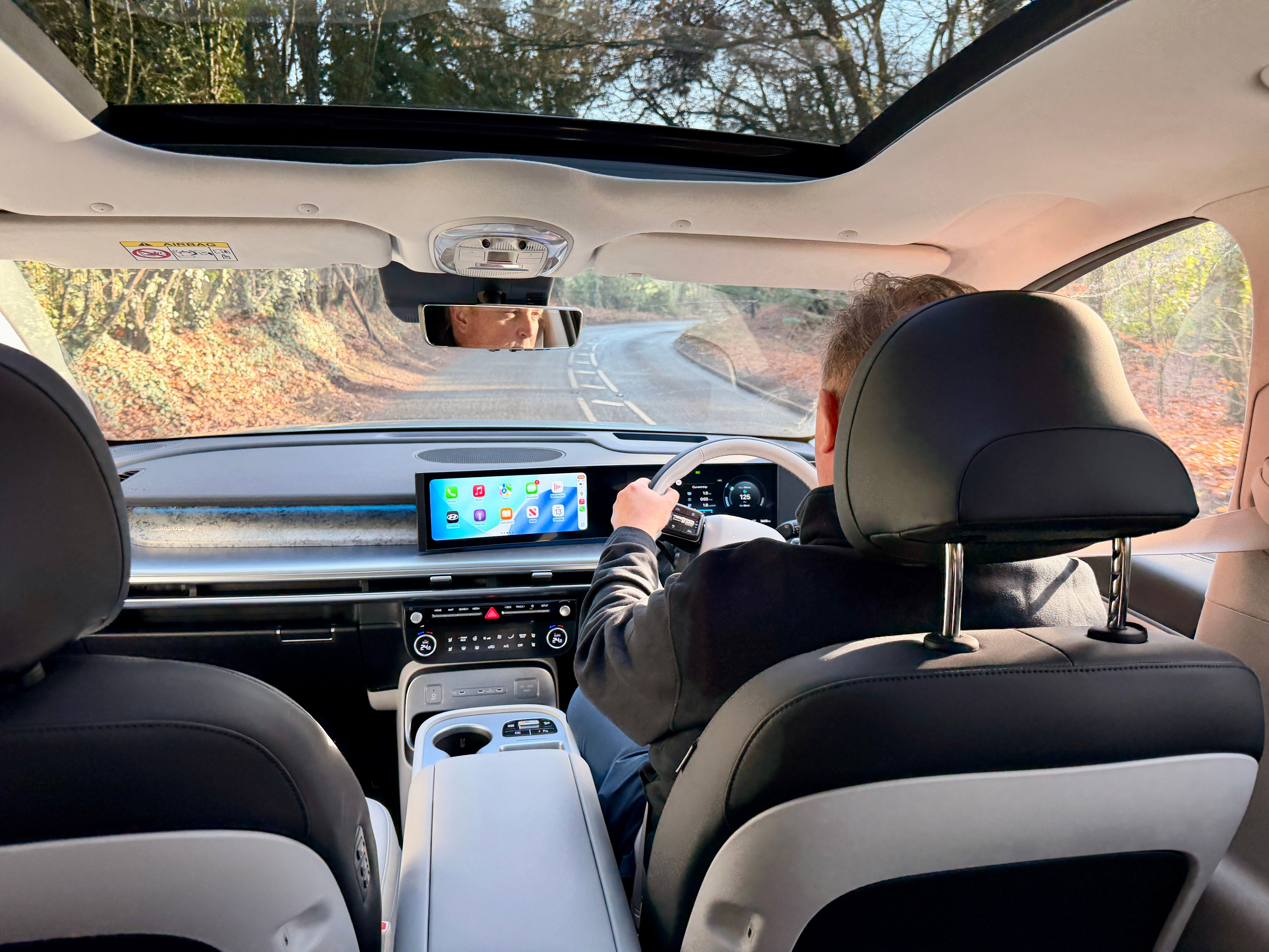 El Hyundai Ioniq 9 ha demostrado hasta ahora ser cómodo de conducir y convivir