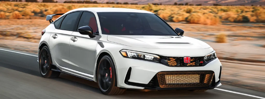 De aburridos a deseables, así es como autos como el Toyota Corolla y el Honda Civic volvieron a ser cool